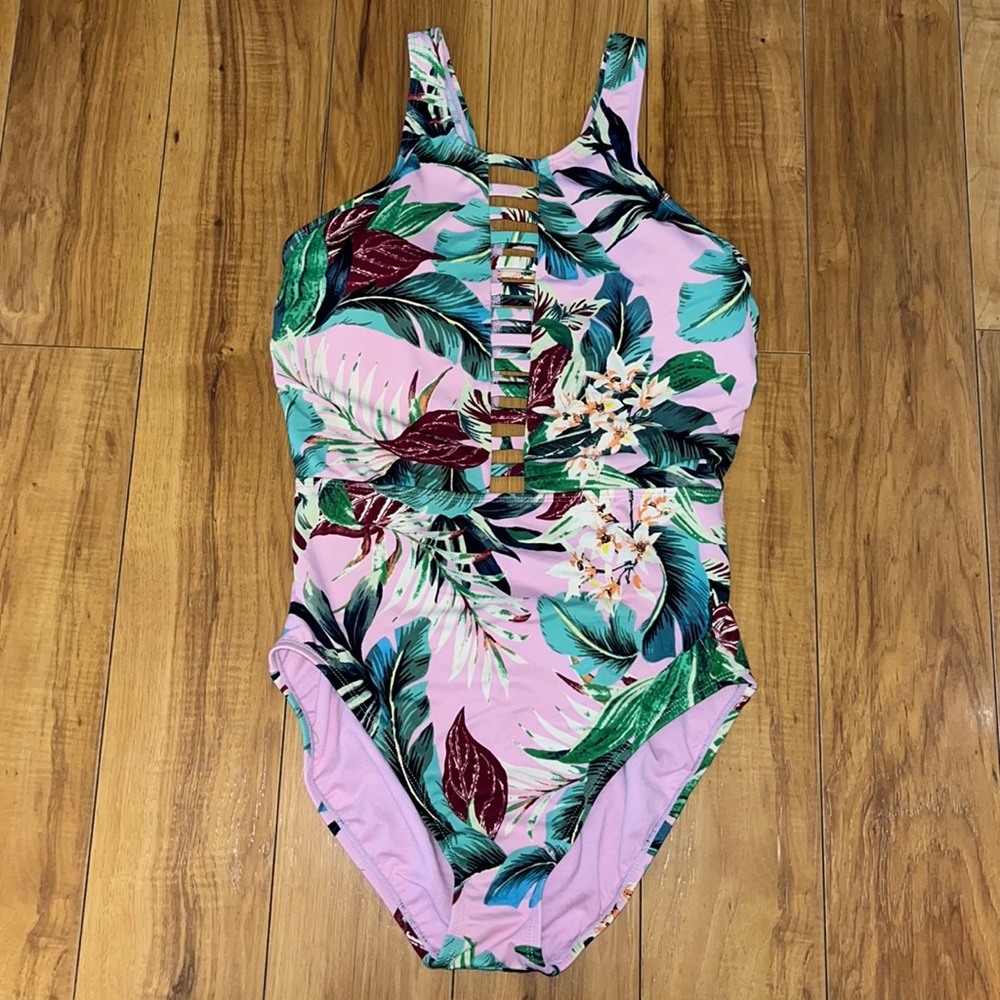 One piece swimsuit